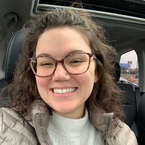 Meet your Posher, Macy